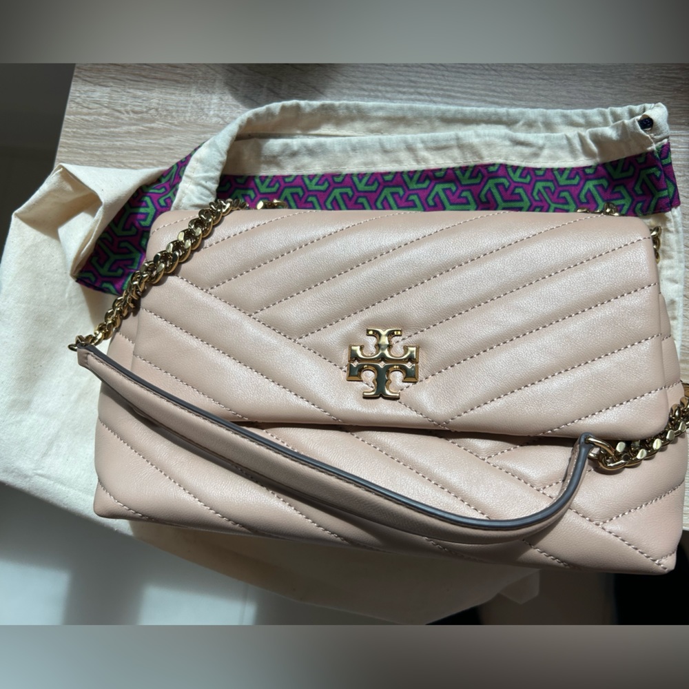 Tory Burch Small Kira Bag - Picture 9 of 9